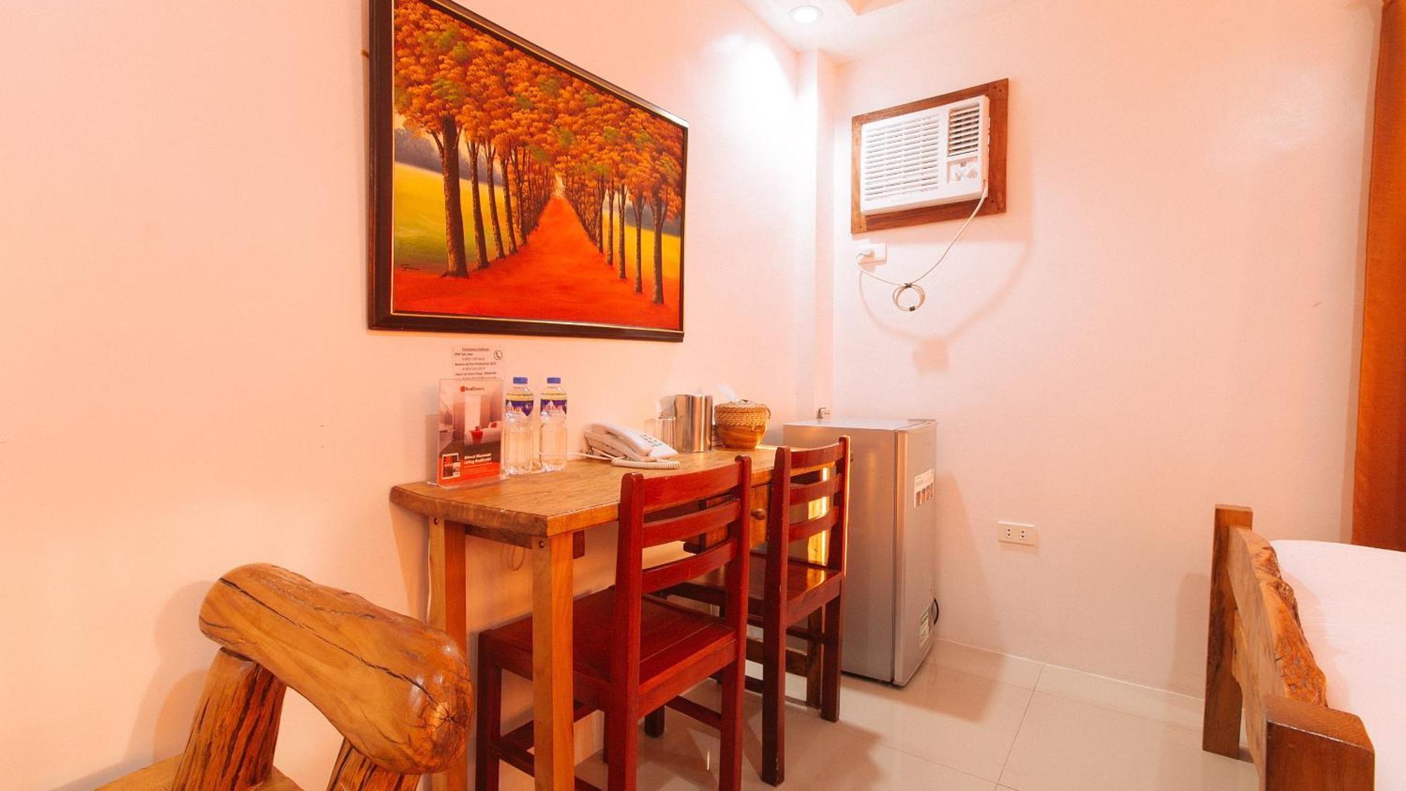 Reddoorz Plus @ Jollydays Hotel Nueva Ecija San Jose  Dış mekan fotoğraf