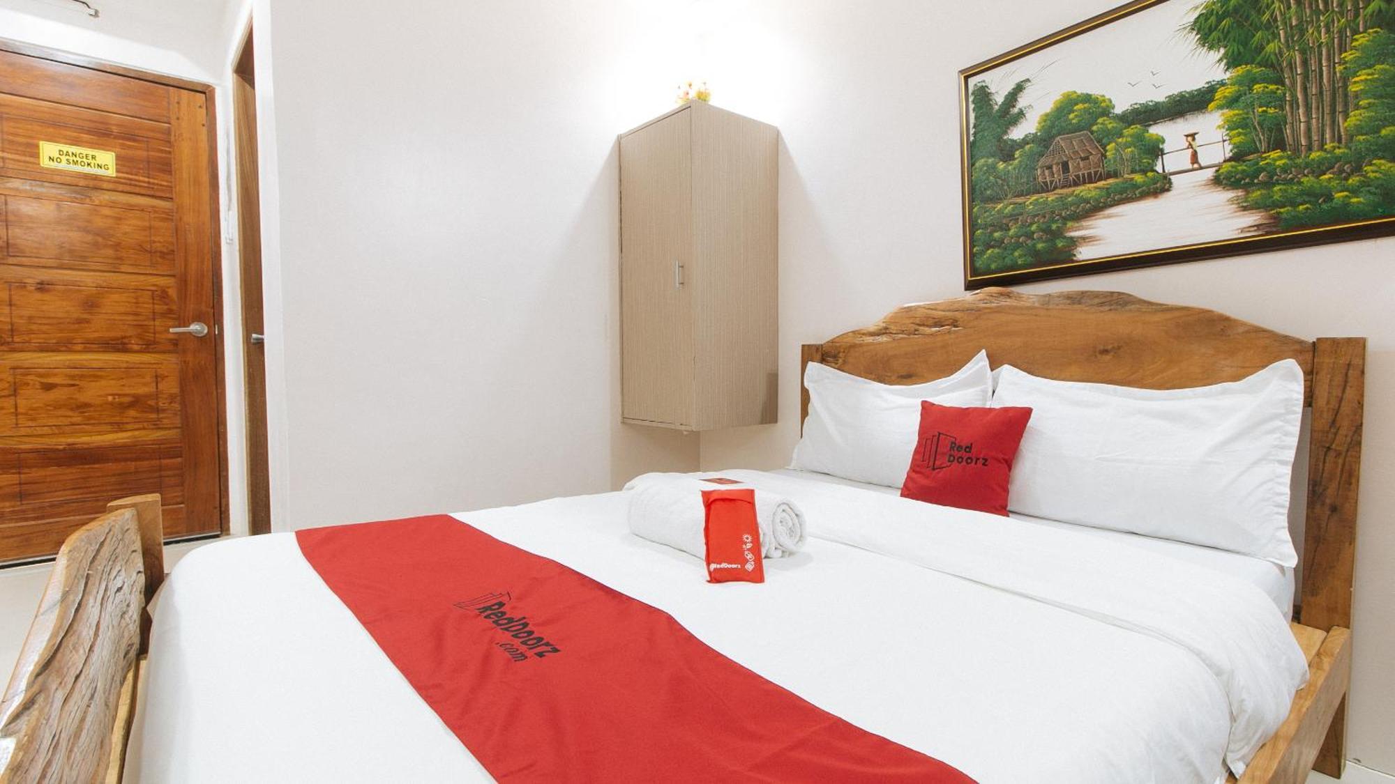 Reddoorz Plus @ Jollydays Hotel Nueva Ecija San Jose  Dış mekan fotoğraf