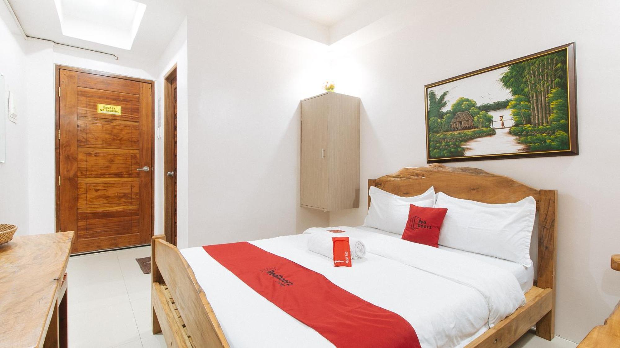 Reddoorz Plus @ Jollydays Hotel Nueva Ecija San Jose  Dış mekan fotoğraf