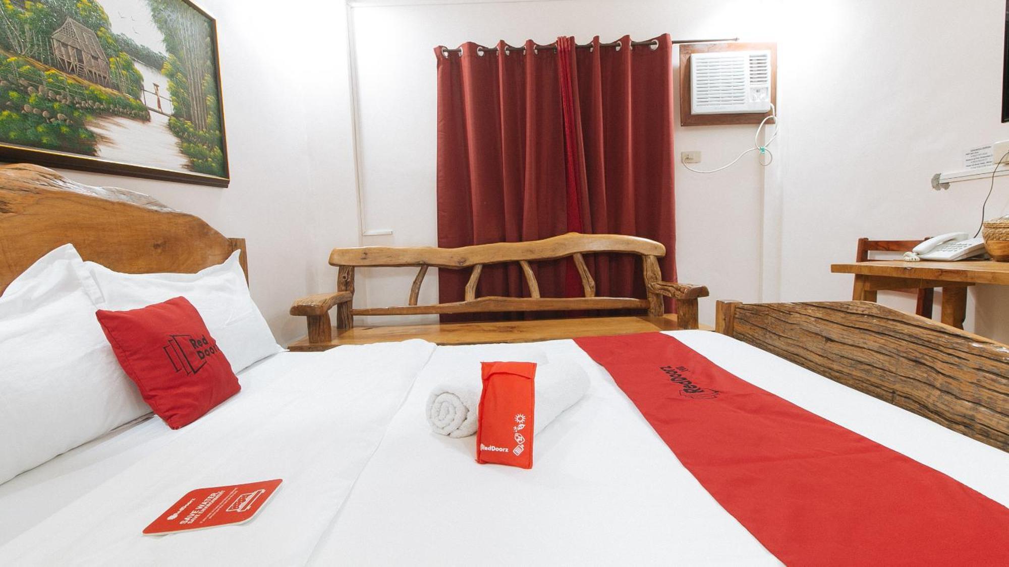 Reddoorz Plus @ Jollydays Hotel Nueva Ecija San Jose  Dış mekan fotoğraf